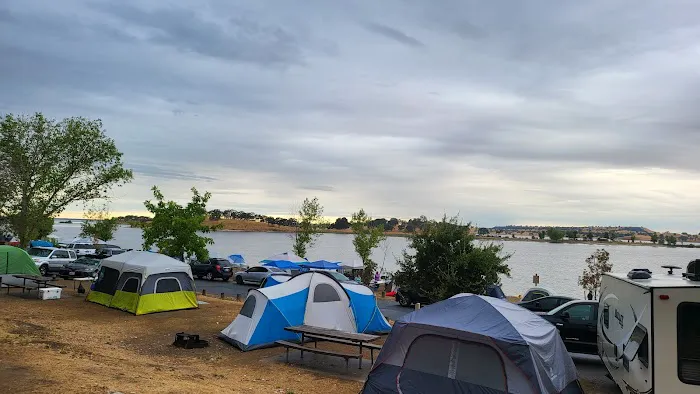 Camanche Lake Blue Oaks Campground North Shore Picture 7