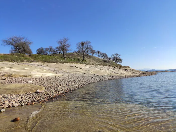 Camanche Lake Blue Oaks Campground North Shore Picture 6