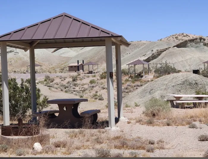 Rainbow basin camp ground Picture 6