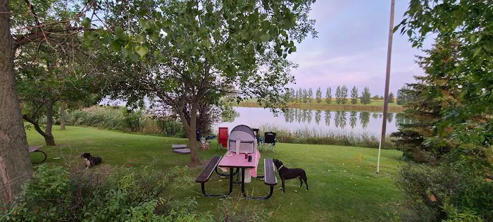Lake Hoskins RV Park & Campground Picture 2