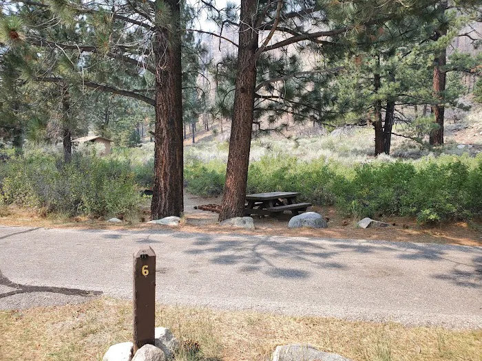 Chris Flat Campground Picture 10