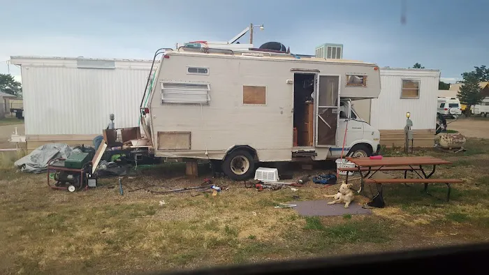 Dakota Campground and Mobile Home Park Picture 10