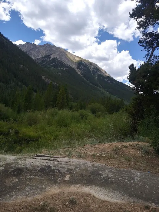 Twin Lake Dispersed Area Picture 4
