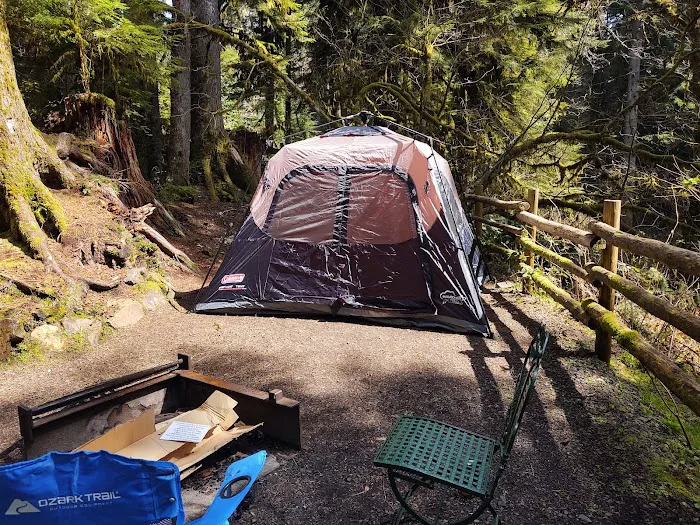 Gnat Creek Campground Picture 10