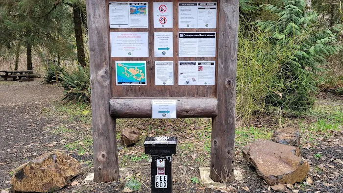 Beaver Eddy Campground Picture 6