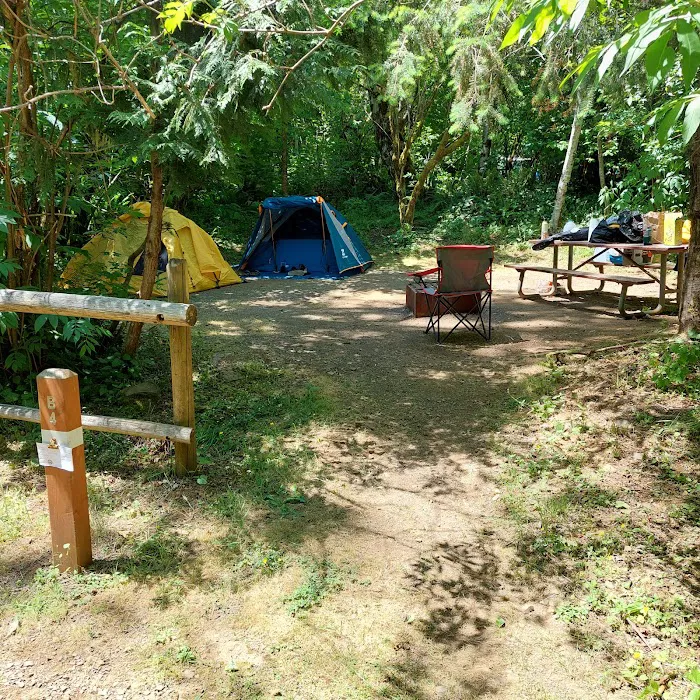 Keenig Creek Campground Picture 6