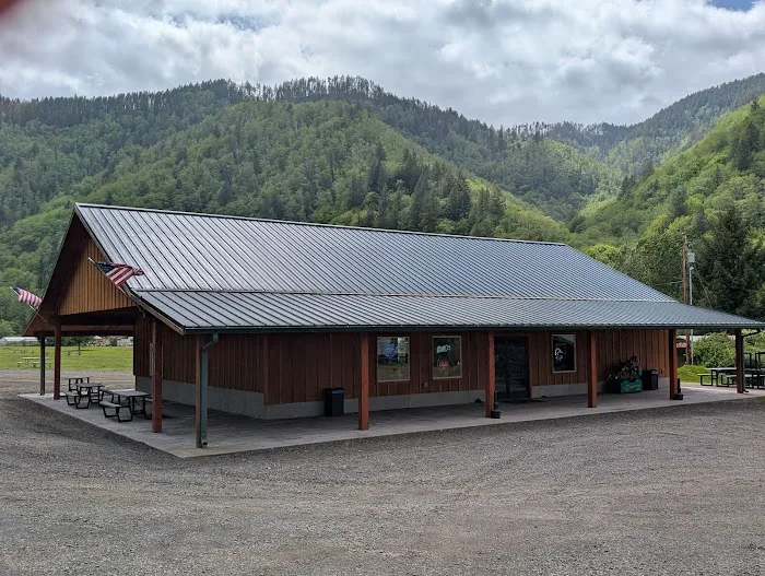Trask River RV Park Picture 3