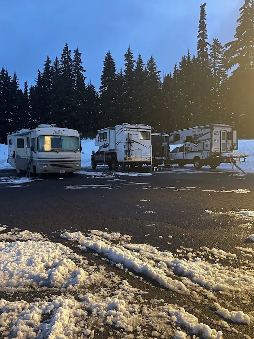 Mt Hood Meadows RV Row Picture 4