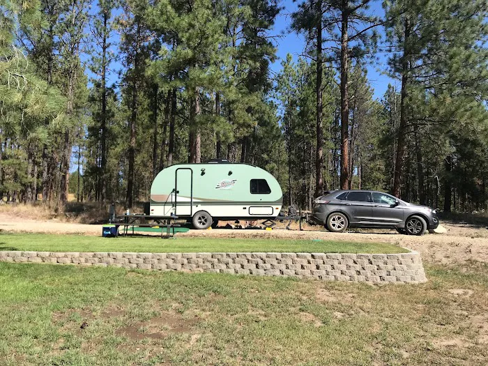 Lazy C Mini RV Park/Campground & Airbnb Picture 8