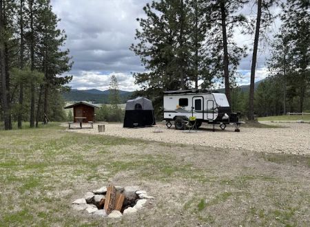 Lazy C Mini RV Park/Campground & Airbnb