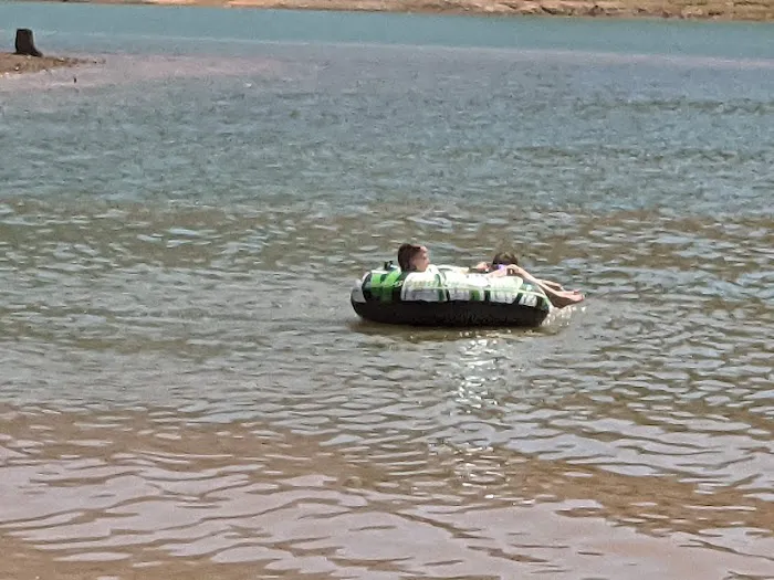 Hirz Bay Campground Picture 10