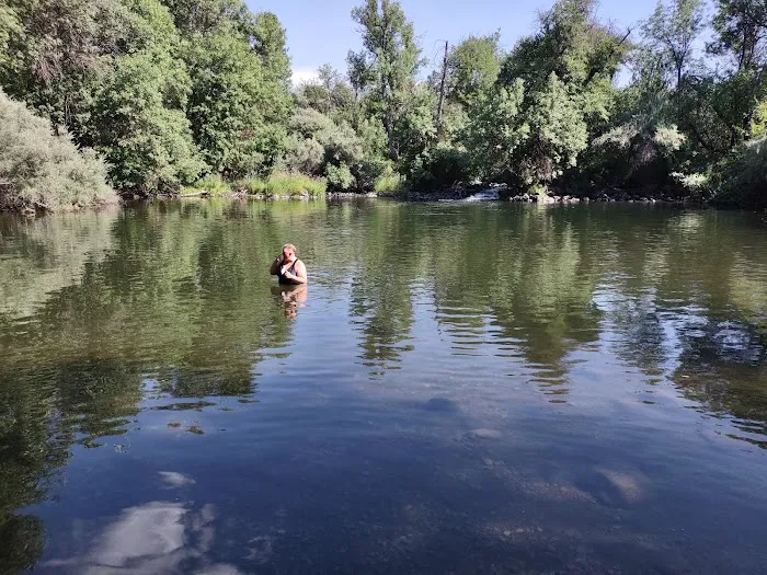 BLM Pit River Campground Picture 7