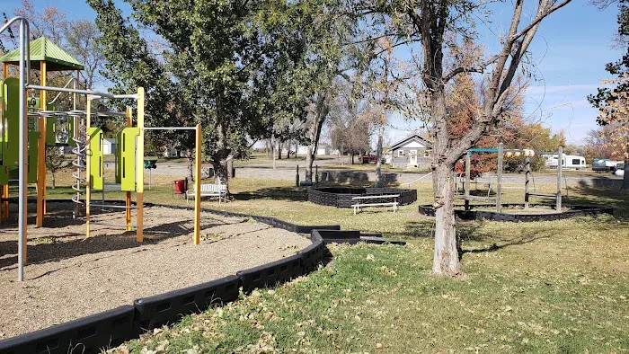 Napoleon City Park & Campground Picture 6