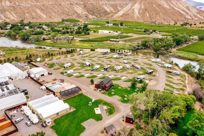Palisade Basecamp RV Resort Picture 3