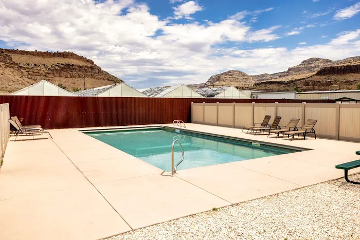 Palisade Basecamp RV Resort Picture 10