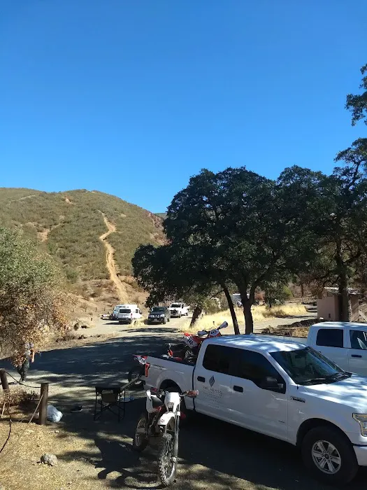 Blue Oak Campground Picture 9