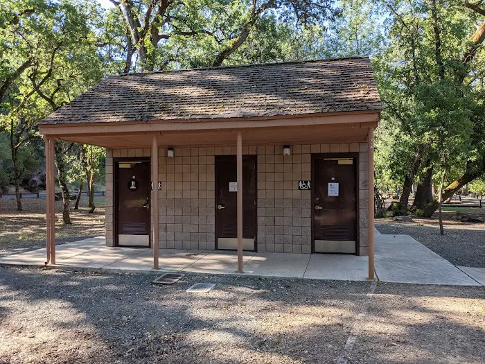 Cole Creek Campground Picture 7