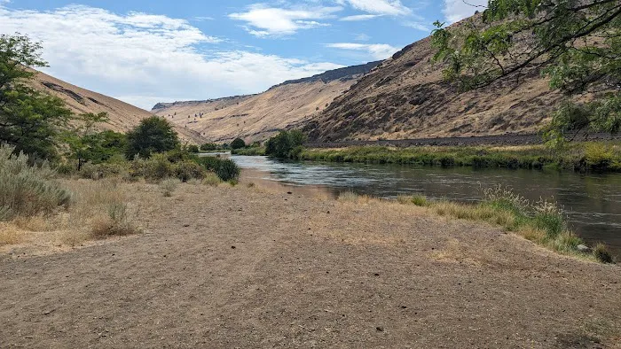 Blue Hole Campground Picture 6