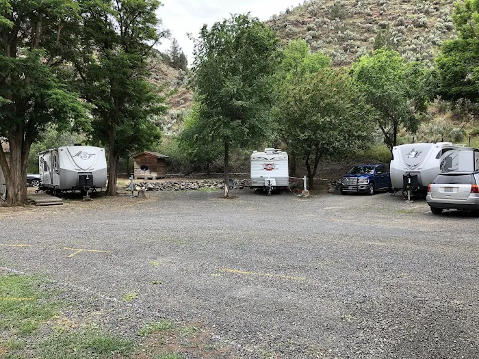 Deschutes RV Park Picture 6