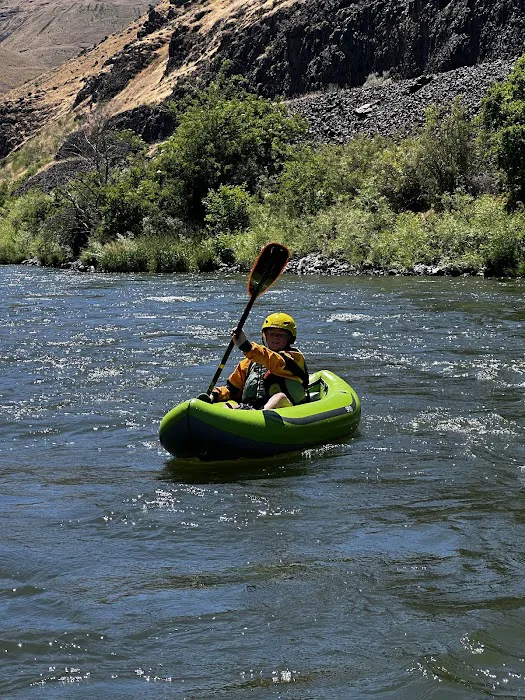 Deschutes RV Park Picture 10