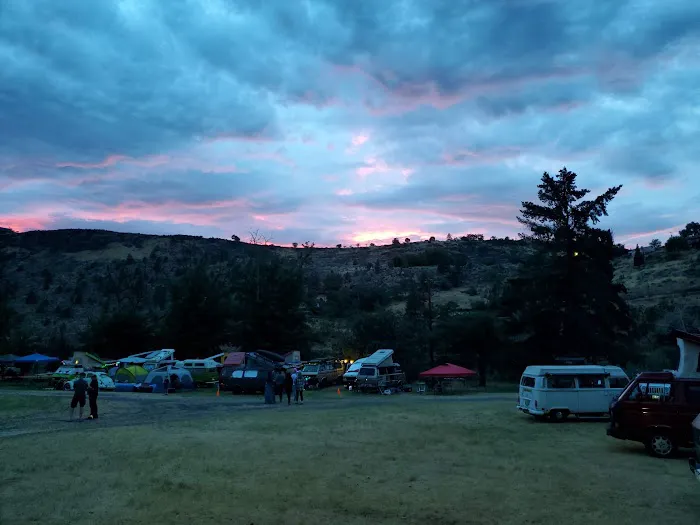 Oasis Riverview campground Picture 1