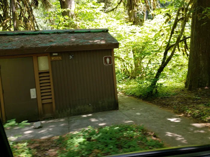 Riverside Campground Picture 8