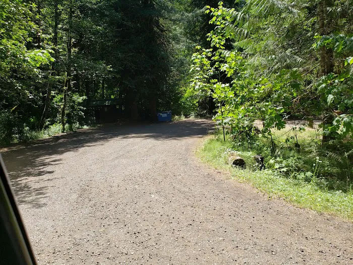 Riverside Campground Picture 6