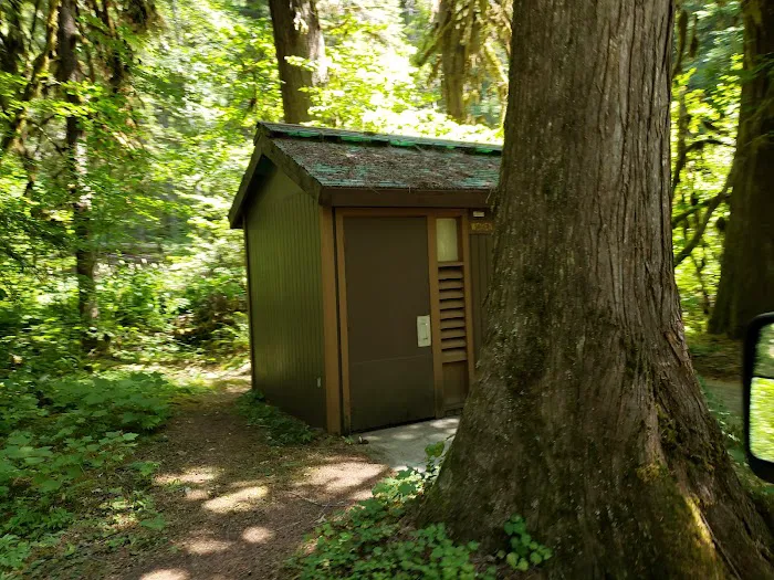 Riverside Campground Picture 7