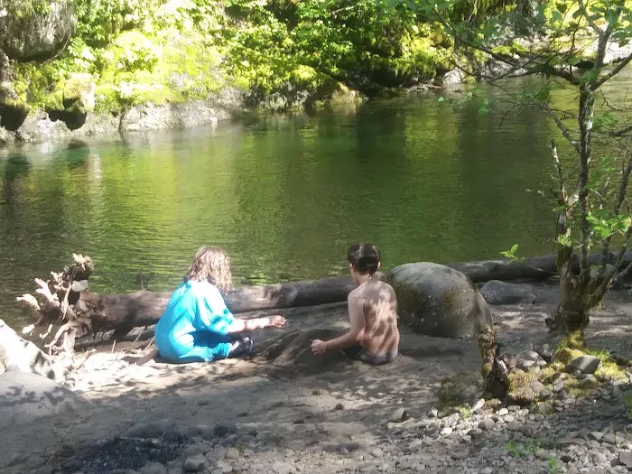 Bagby Hot Springs Campground Picture 5