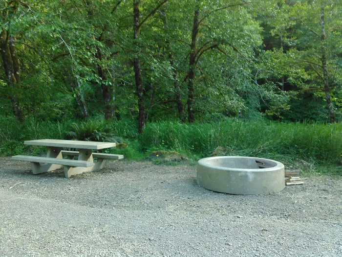 Rocky Bend Campground Picture 4