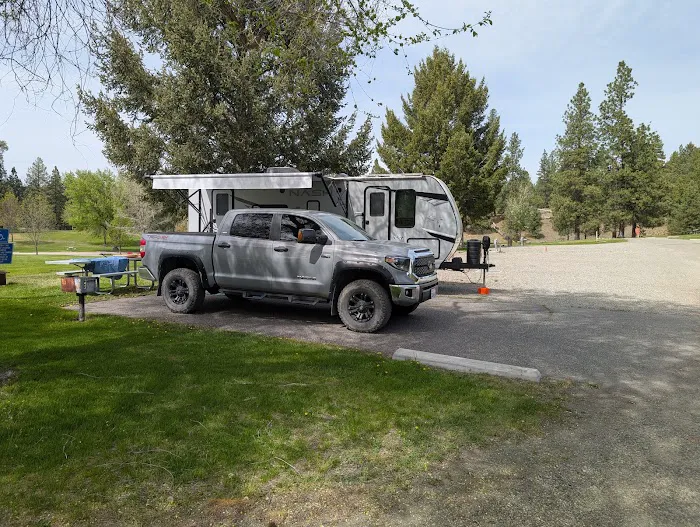 Curlew Lake Campground Picture 8
