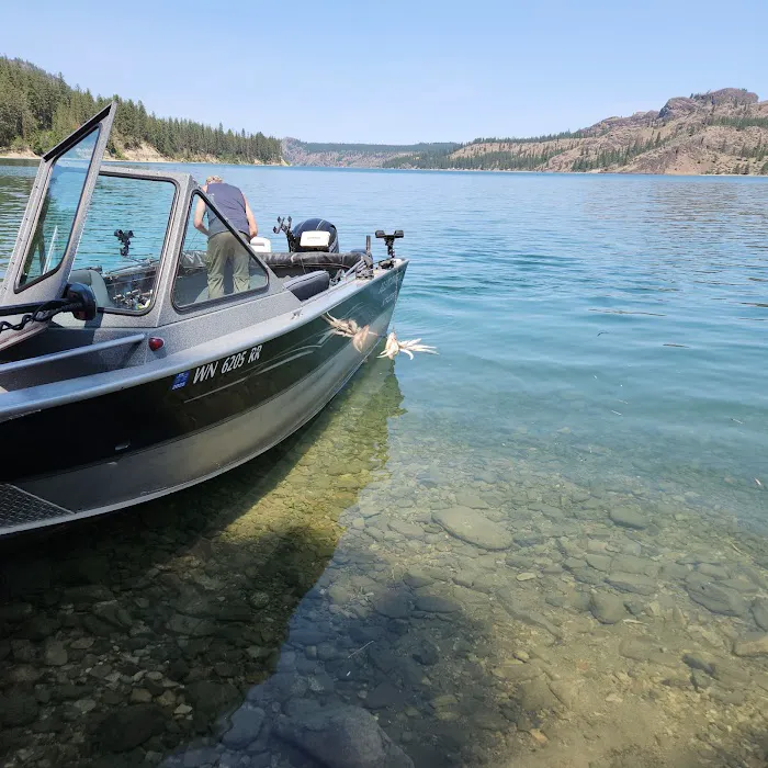 Porcupine Bay campground Picture 2