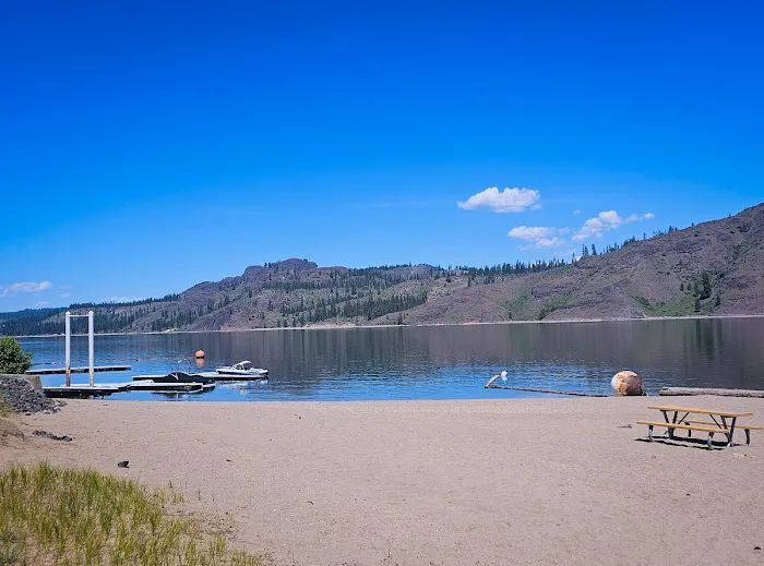 Porcupine Bay campground Picture 7