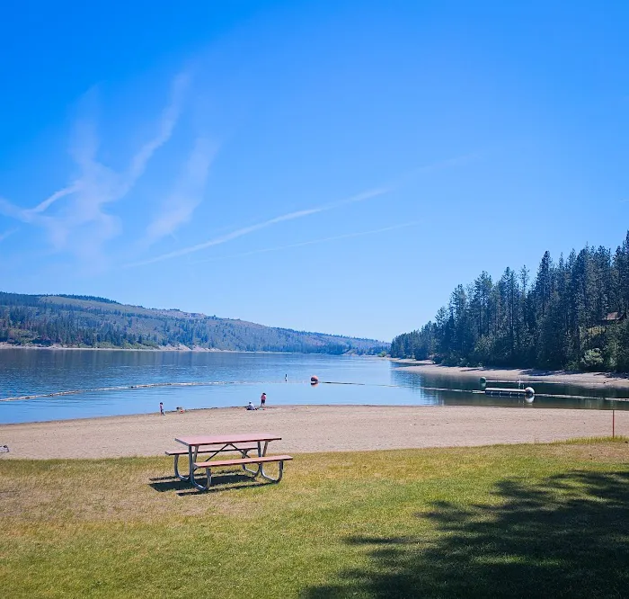 Porcupine Bay campground Picture 9