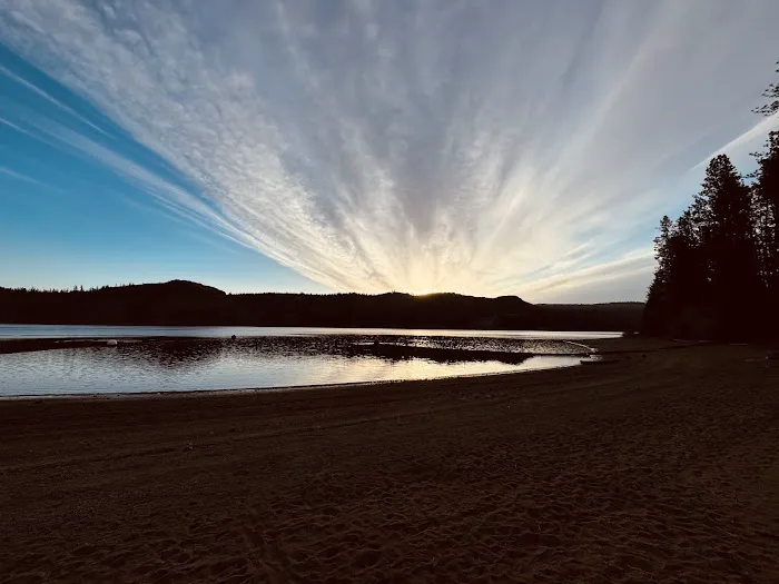 Porcupine Bay campground Picture 8
