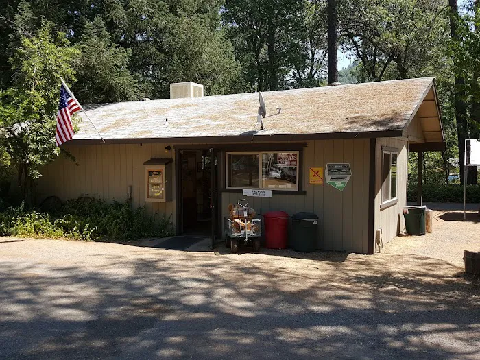 Shasta Lake RV Resort-Campground Picture 5