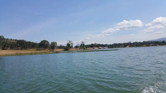 Chisholm Cove Picture 9