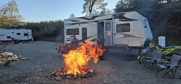 Davis Flat Campground Picture 4