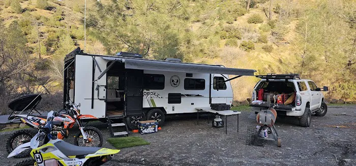 Davis Flat Campground Picture 2