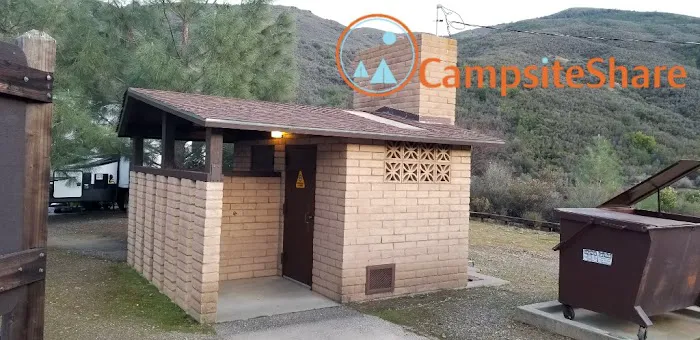 GRAY PINE GROUP CAMPGROUND Picture 5