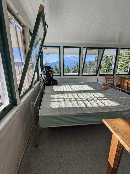 Girard Ridge Lookout Picture 1
