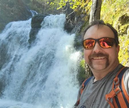 Faery Falls trail head