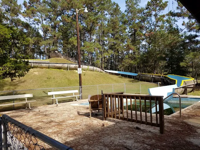 Land-O-Pines Family Campground Inc. Picture 7