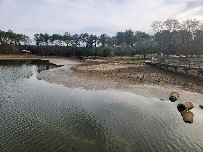 Lake Claude Bennett Picture 7