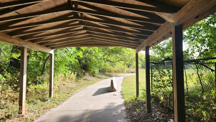 Riverside Park Campground Picture 8