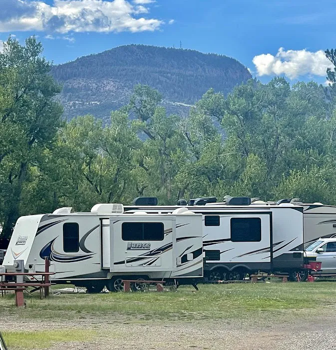 Silver Thread Basecamp Picture 7