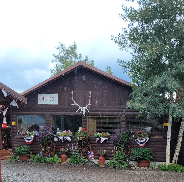 Grandview Cabins & RV Resort Picture 10