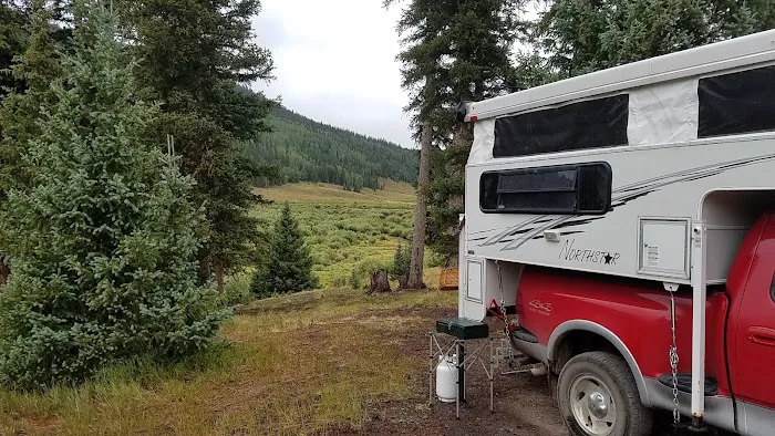 Big Blue Campground Picture 10