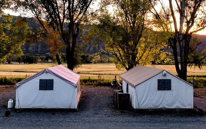 BASECAMP 550 Picture 7