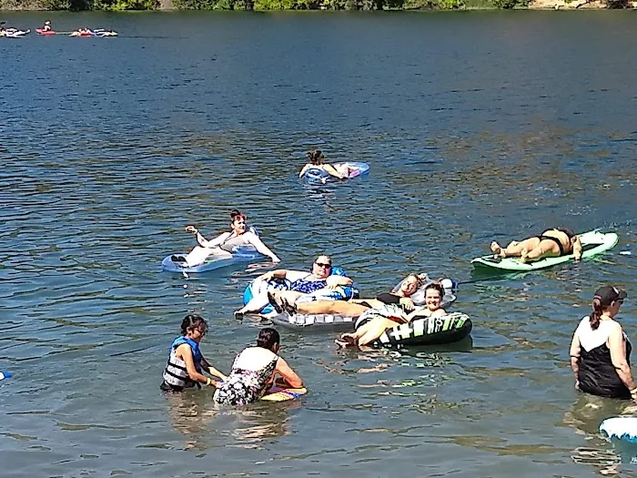 Pine Acres Blue Lake Resort Picture 4